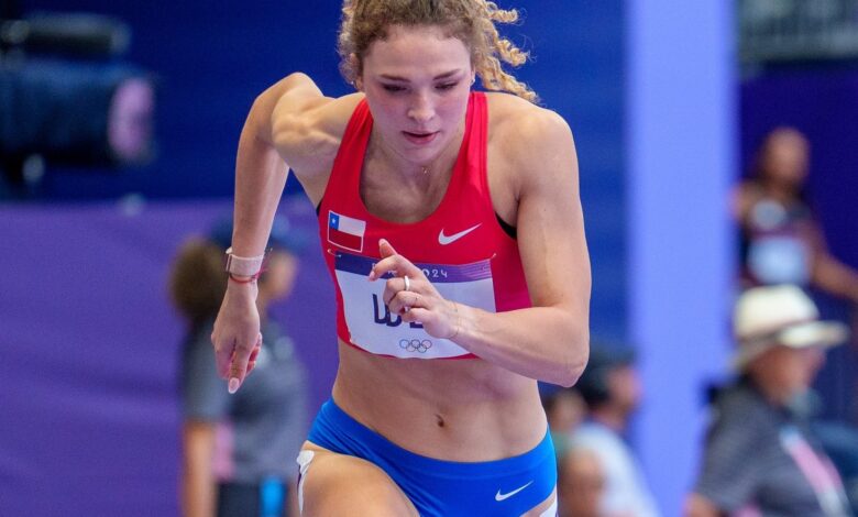 Martina Weil corriendo en su debut olímpico en París 2024.